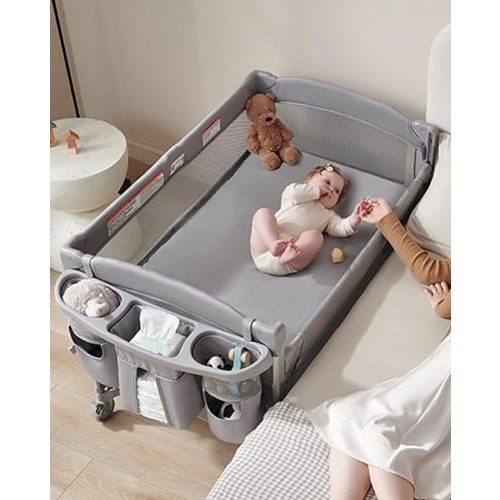 4 in 1 Baby Bassinet Bedside Sleeper, 4 Functions Crib, Playard, Portable Changing Table, Bassinet for Newborn Baby, Bedsaide Bed w/Wheels&Brakes