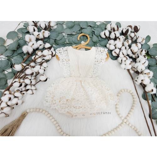 Rustic baby girl lace romper, 1st birthday lace chic Baby girls boho outfit, Boho girl outfit,Rustic cream baby girl lace bubble romper