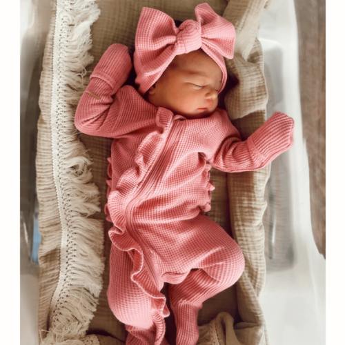Organic Waffle Ruffle Zip Footie, Pink – SpearmintLOVE