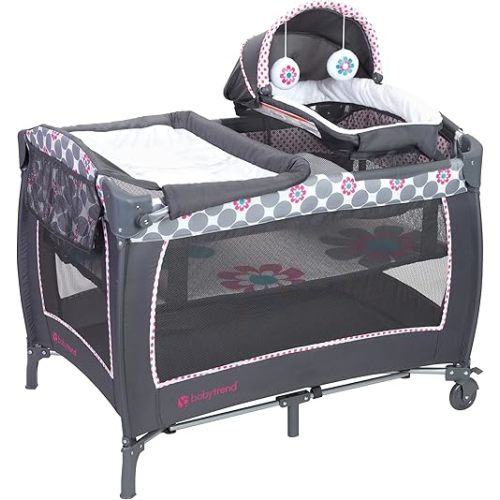 Baby Trend Lil' Snooze™ Deluxe II Nursery Center® Playard, Daisy Dots