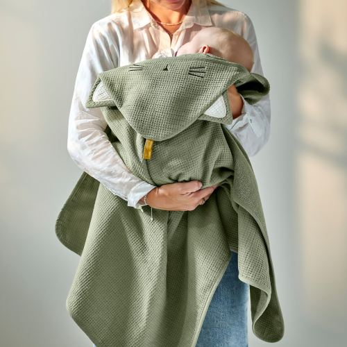 GULDVÄVARE Baby towel with hood - green 23 5/8x49 1/4 "