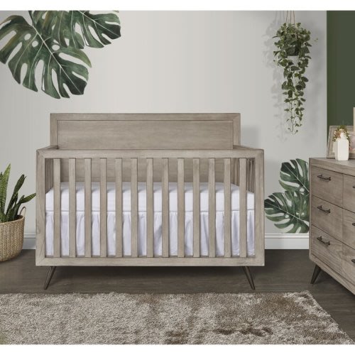 Stilnovo 4-in-1 Convertible Crib