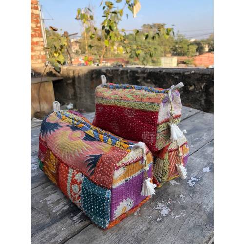 Pouches, 3 Pc Set Of Toiletry Bag Cotton kantha Bag patchwork Pouch Cosmetic Bag Gifts For Her Waterproof Wash Bag Makeup Pouch vintage Bag