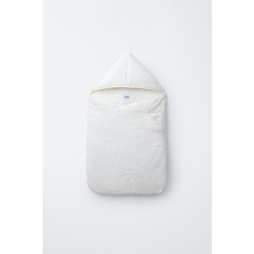 STAR PRINT TEXTURED BABY SLEEPING BAG | ZARA