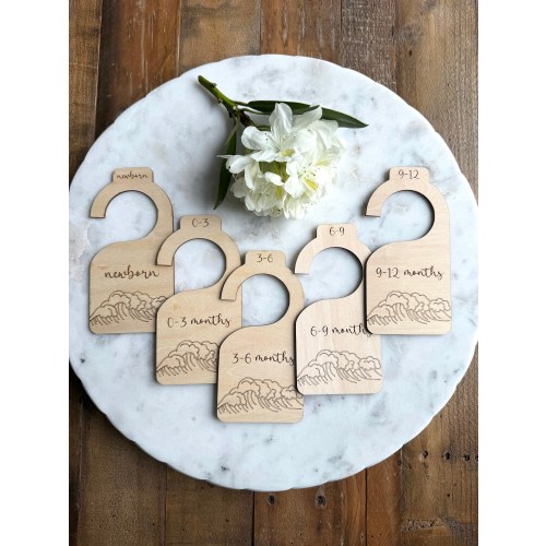 Wood Baby Closet Dividers Set / Ocean Wave Clothes Size Markers / Beach Baby Shower Gift / Baby Closet Organization Hangers / Ocean Hangers