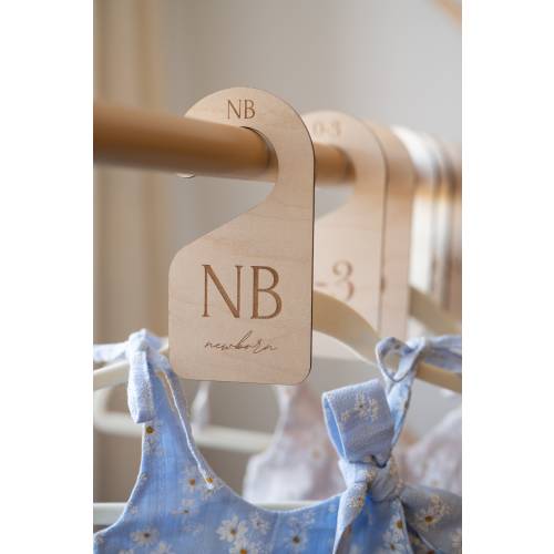 Baby Closet Dividers, Nursery Organization, Nursery Decor, Baby Christmas Gift, Baby Shower Ideas, Clothing Size Markers Babies
