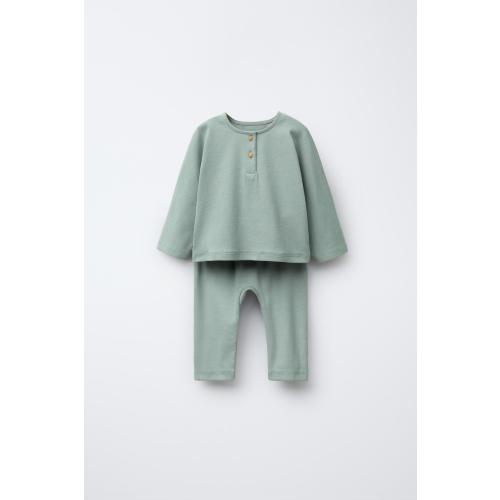 ZARA Henley Shirt + Jogger Set