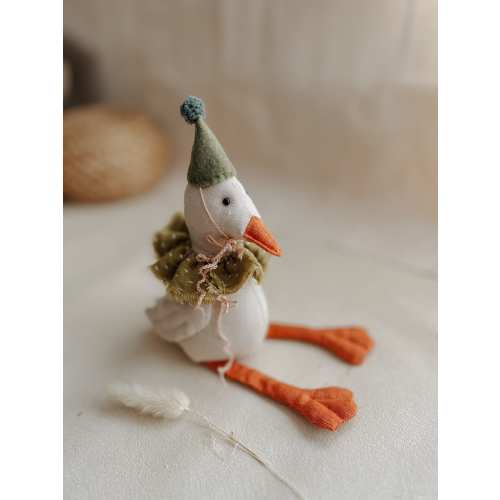 Handmade Linen Goose Toy: Baby Nursery Decor