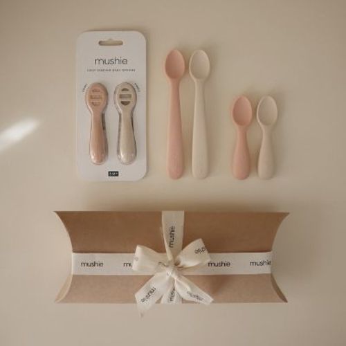 Mushie Essential Spoons Kit (blush/shifting Sand)