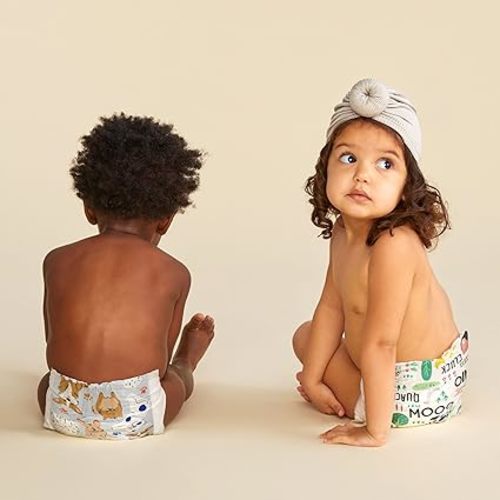 The Honest Company Clean Conscious Diapers | Plant-Based, Sustainable | Barnyard Babies + It’s A Pawty | Super Club Box, Size 7 (41+ lbs), 64 Count