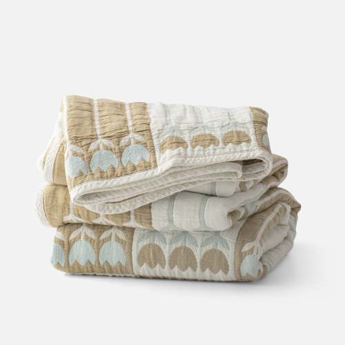 Tulbend Quilt - Sky, Twin
