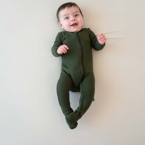 Ribbed Zipper Footie in Fir