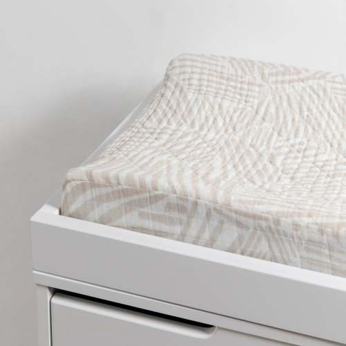 Quilted Changing Pad Cover in GOTS Certified Organic Muslin Cotton | Oat Stripe