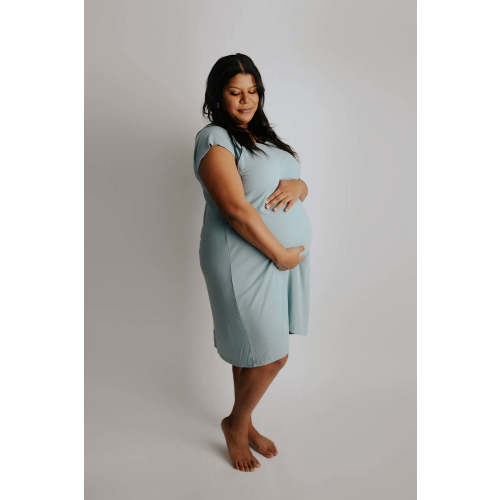 Blue Bird Mommy Labor and Delivery Gown - Size M/L