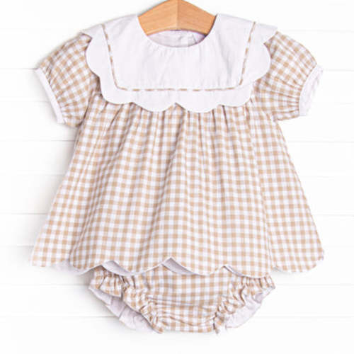 Thanksgiving Day Scalloped Bib Diaper Set, Tan – Stitchy Fish