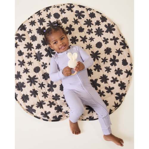 Inside Outside Play Mat Portable Baby Blanket | Cream Chamomiles - Storq by Kindred Bravely