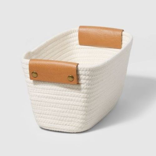 Rope organizer basket for toys/shoes