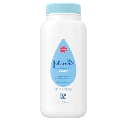 Johnson's Baby Cornstarch Baby Powder with Aloe and Vitamin E for Delicate Skin, Hypoallergenic, No Addded Parabens, and Dyes for Gentle Baby Skin Care, Baby Essentials, 1.5 oz