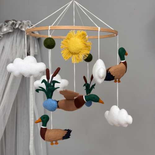 Mallard duck crib mobile, Duck baby mobile, New baby gift, Bird mobile hanging, Baby shower gift, Hunting nursery decor