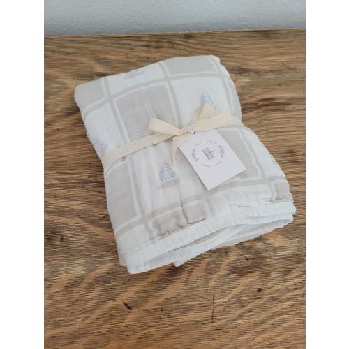 Quilted Sailboats 6 Layer Gauze Blanket