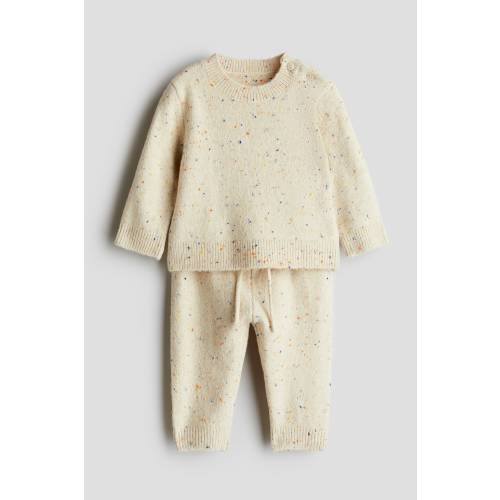 2-piece Sweater and Joggers Set