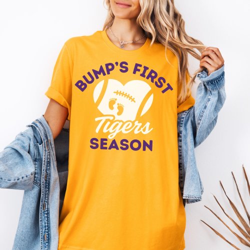 Bump&#39;s First Tigers Season LSU Pregnancy Announcement Shirt Sports Team Game Day Pregnancy Reveal Baby Shower Fan Tee Maternity Gift