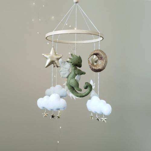 Dragon nursery mobile,dragon baby crib mobile,fantasy mobile, baby boy,baby girl,felt mobile