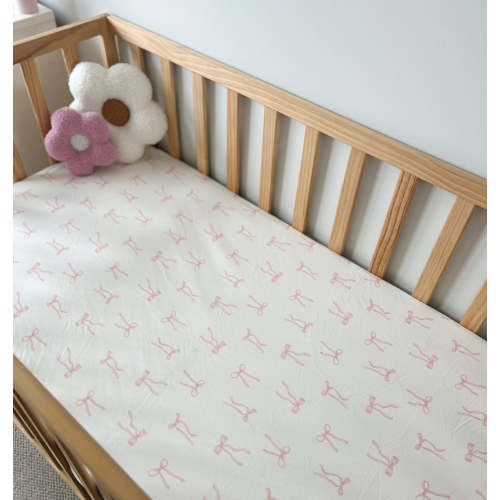 Cot Sheet | Pink Bows *AUGUST PRE-ORDER* – Little and Fern