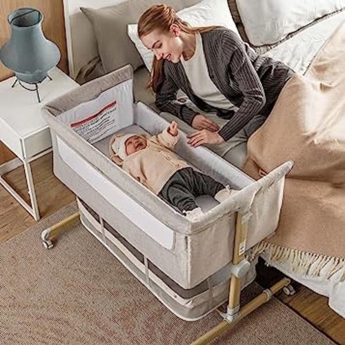 Baby Bassinet Bedside Sleeper, besrey Bedside Bassinet for Newborn Infant with Comfy Mattress, 9 Height Positions, Adjustable Bedside Crib with 360° Swivel Wheels Bassinet for Baby with Storage Basket