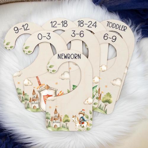 Knight and Dragon Clothing Dividers, Dragon Baby Clothing Divider, Wood Wardrobe Divider, Nursery Closet Divider, Dragon Nursery Theme B97