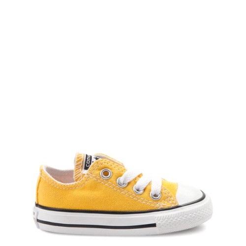 Converse Chuck Taylor All Star Lo Sneaker - Toddler size 9 - Lemon Chrome | Journeys