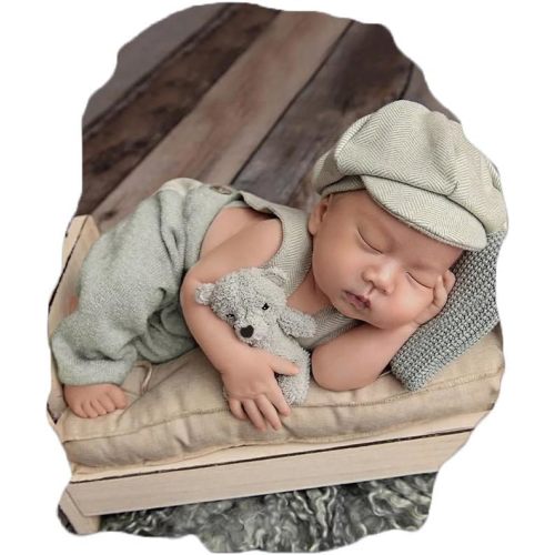 Ylsteed Newborn Boy Photoshoot Outfits 2Pcs Newborn Photography Outfits Girl Baby Photography Props Newborn Gentleman Suit Photography Outfits Boy Suspender Pants with Beret 0-3 Months (Light Green)