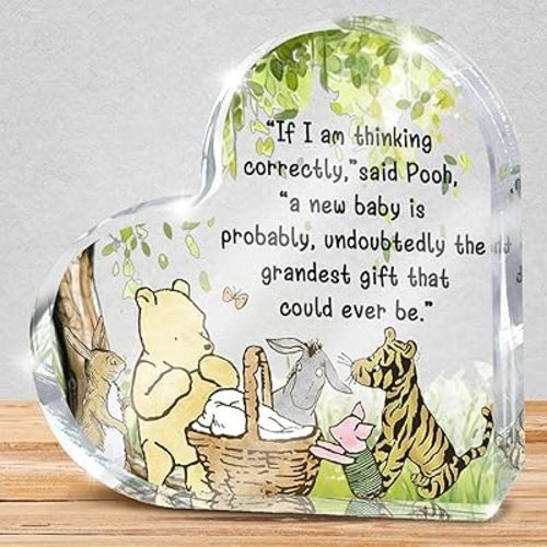 Winnie Heart-shaped Acrylic Gifts for Baby Shower, Cute Pooh Bear Green Leaves Decorate for Baby Shower - Inspirational Funny Colorful Heart Acrylic Decor for Home Bedroom Nursery