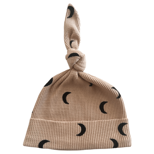 Organic Waffle Knot Beanie, Tan/Black Moon