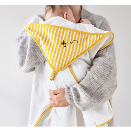 Baby towel with hood, yellow, 80x80 cm (31x31 ")