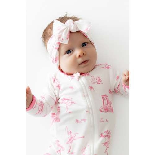 Kyte Baby Knotted Bow Headband in Toile Ballet - Toile Ballet / 6-12 Months