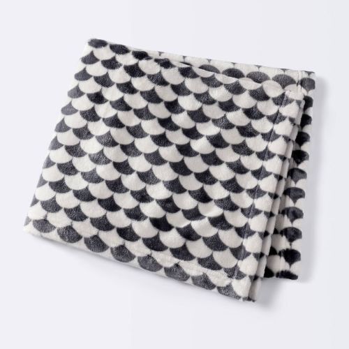 Black and White Scallop Halloween Baby Blanket - Cloud Island™