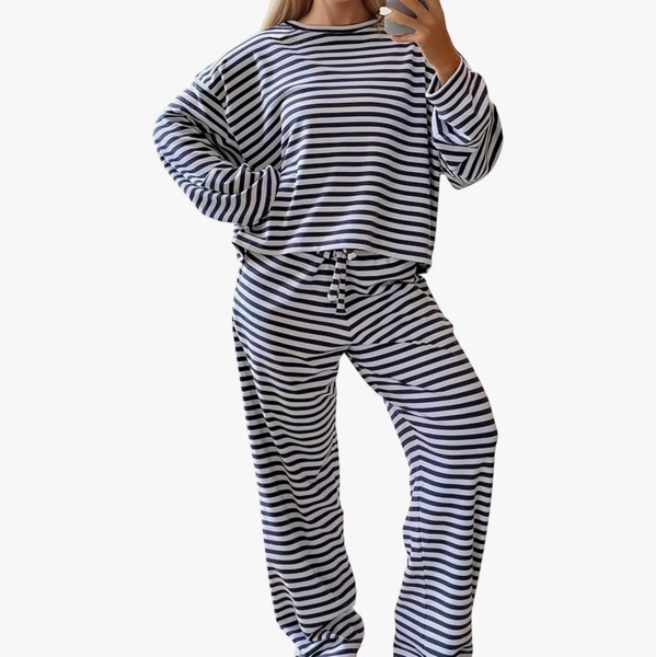 MISSACTIVER Women's Striped 2 Piece Lounge Set Casual Long Sleeve T-Shirt Drawstring Wide Leg Pants Matching Pajamas Set