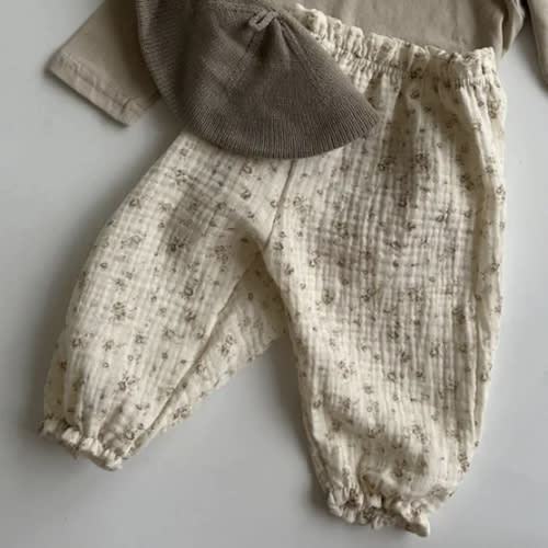 Floral Muslin Pants – 3-6mo