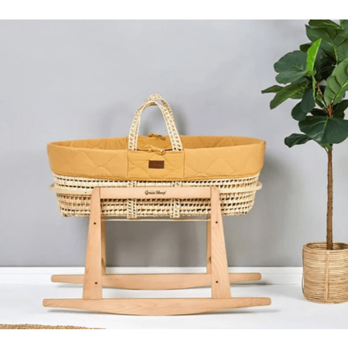 THE LITTLE GREEN SHEEP Natural Moses Basket and Rocking Stand Bundle - Quilted Honey