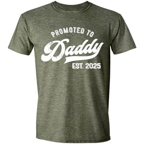 Promoted to Daddy 2025 T-Shirt Funny Humor New Dad Baby Family First Time Fathers Day Shirt