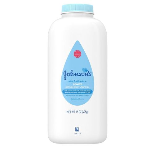 Johnson's® Aloe & Vitamin E Powder