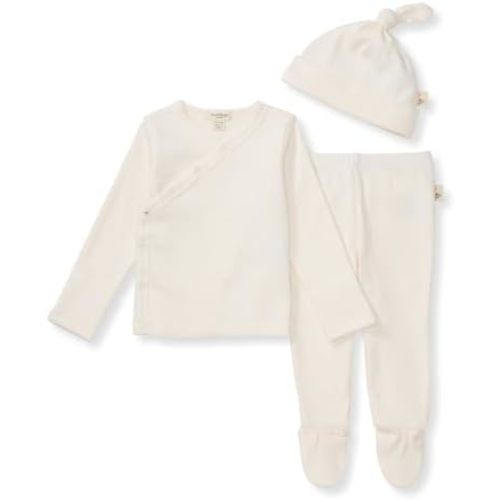 (Newborn size) Burts Bees Baby Baby Boys' Tee Pants & Hat Set
