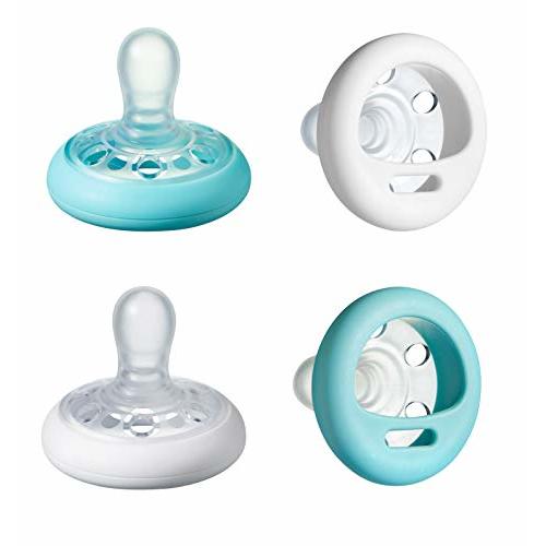 Tommee Tippee Breast-Like Pacifier, Skin-Like Texture, Symmetrical Design, BPA-Free Binkies, 0-6m, 4-Count