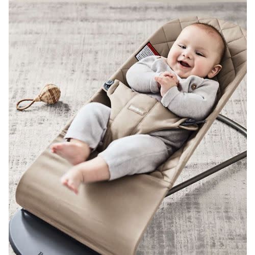 BABYBJÖRN™ Bouncer Bliss Woven Quilt Sand Grey Baby Bouncer Chair