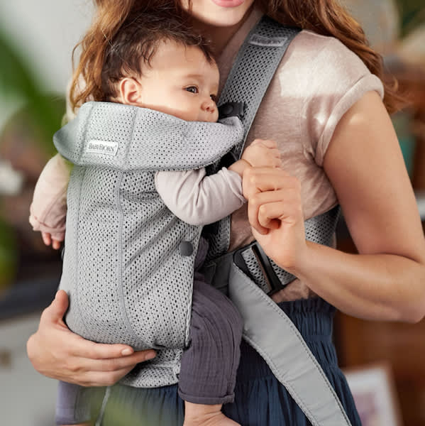 BabyBjörn Baby Carrier Mini