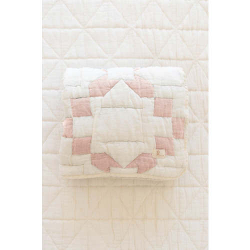 cottage quilt - petal