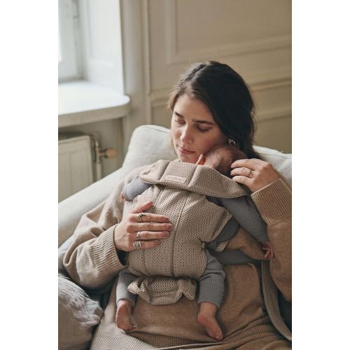 BabyBjörn Baby Carrier Mini, Gray Beige, 3D Mesh Newborn Carrier (7-25 lbs), Ergonomic, Easy-to-Use