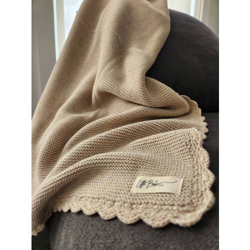 Knitted Shell edge Blanket Sand