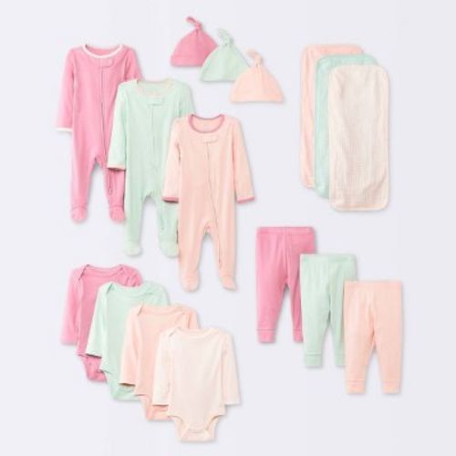 Baby Girls' Layette Gifting Bundle - Cloud Island™ Pink Newborn